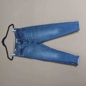 Levi's Wedgie Straight Jeans